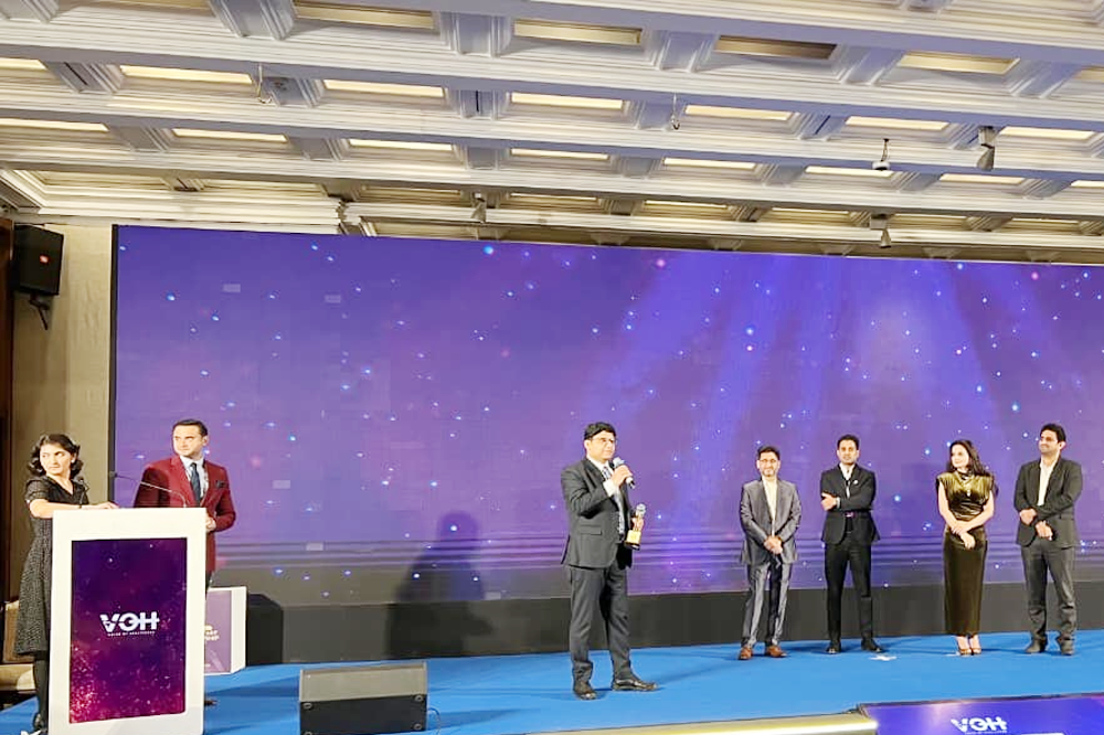 Gallery Dr. Manish Mahajan